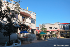 <b><b>可第一时间发觉颠仆环境并；支撑“即停即走”</b></b>